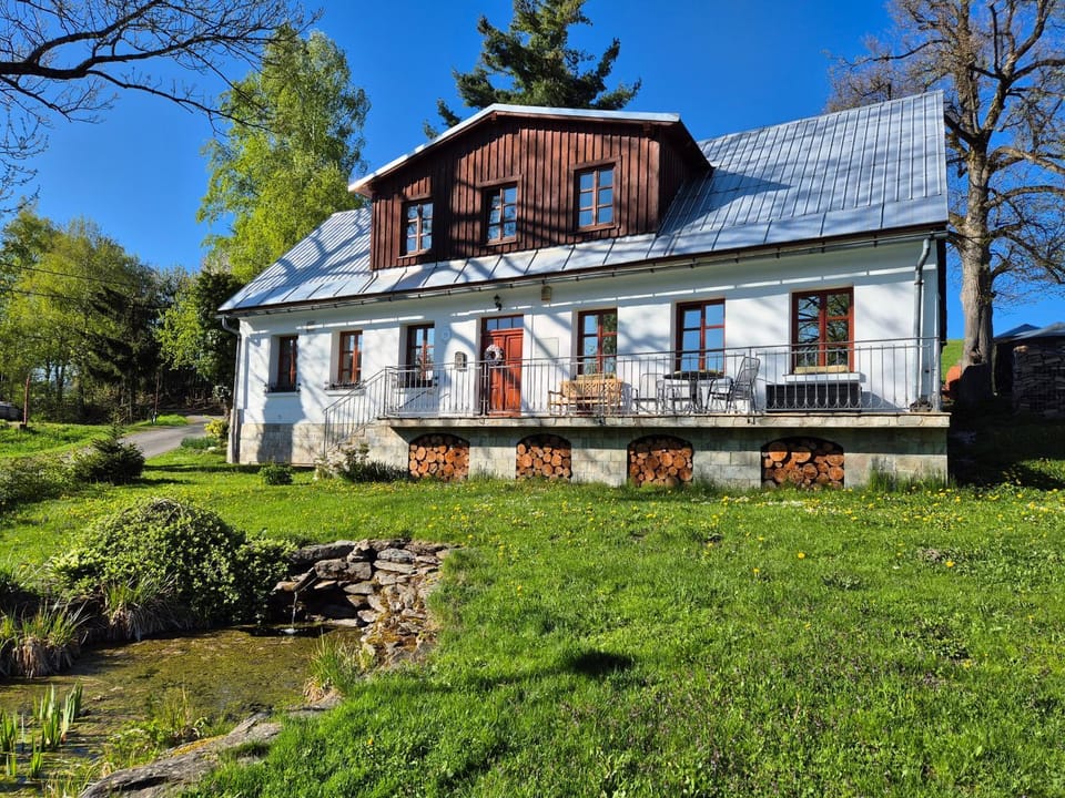 Property building, Garden