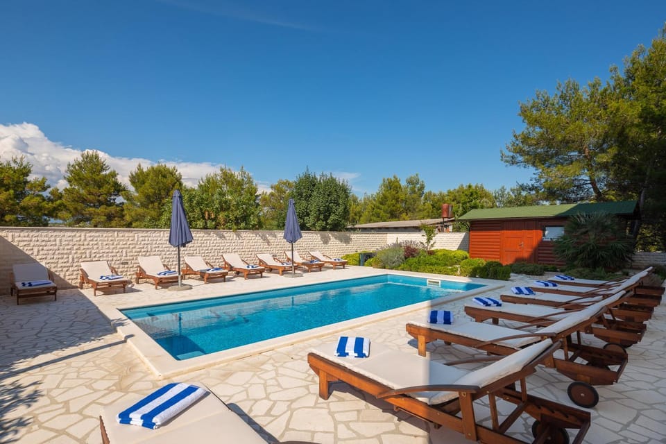 Pool view, Swimming pool