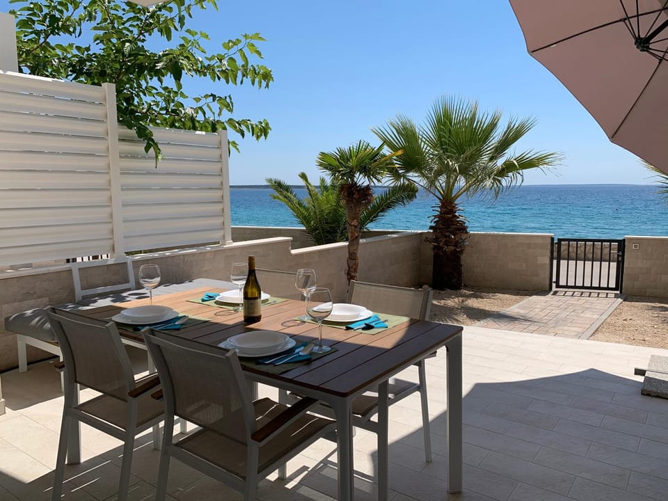 Garden, Balcony/Terrace, Garden view, Sea view