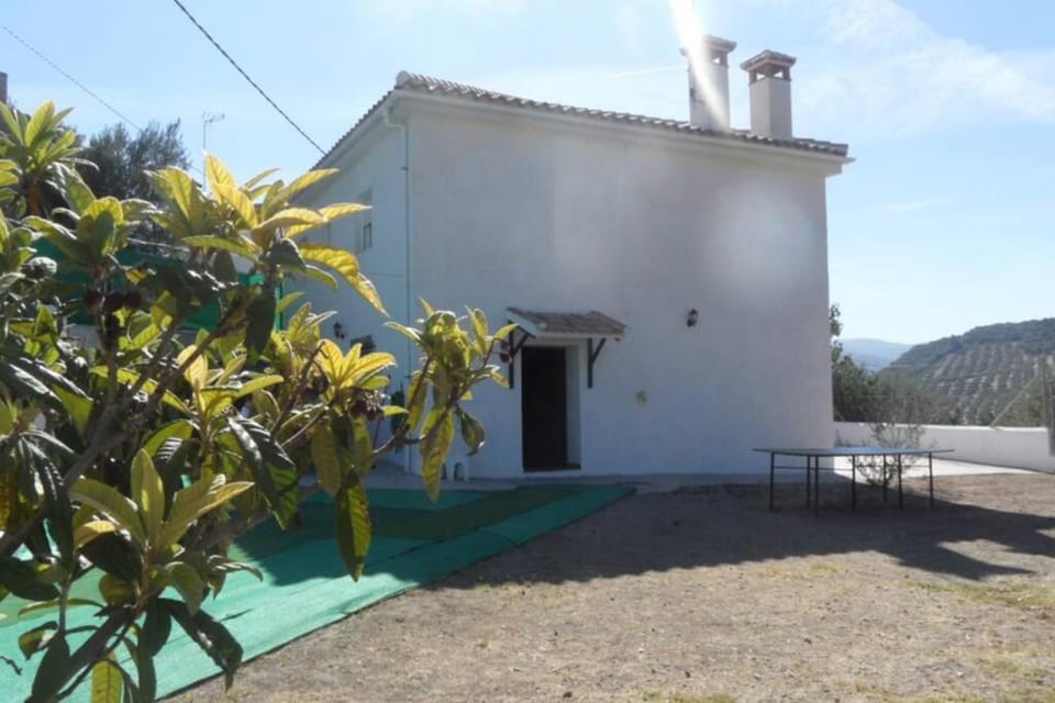 V Turistica en plena naturaleza a 30 kms de Granada House in Andalusia