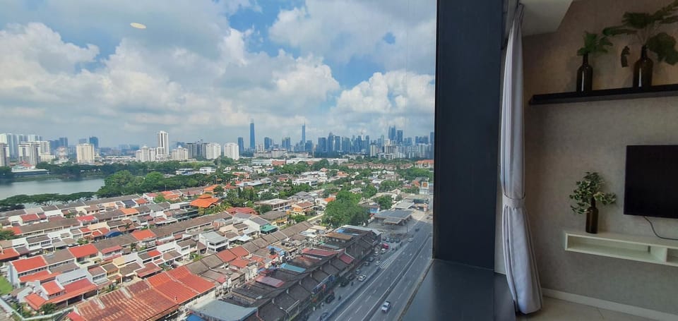 Day, View (from property/room), City view