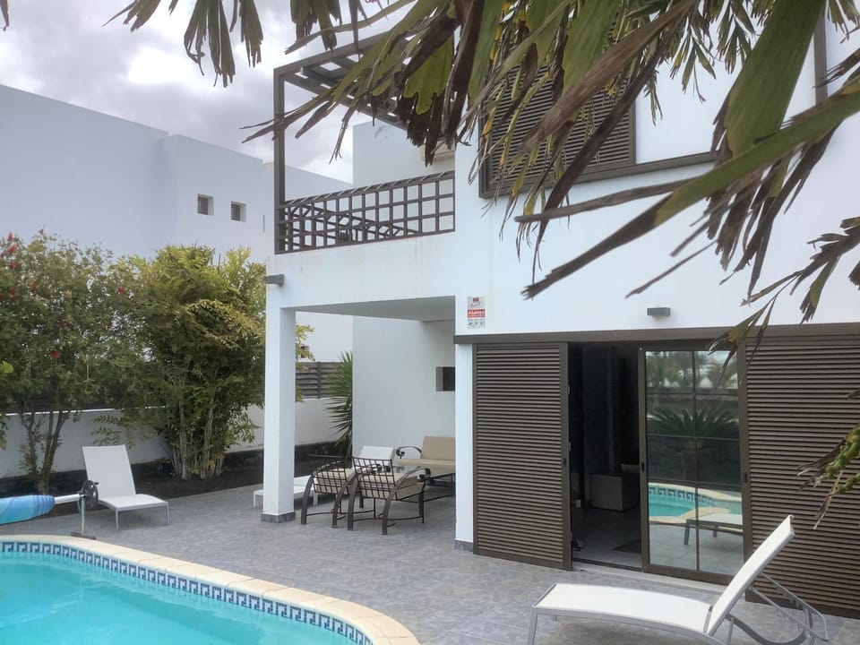 Patio, Swimming pool
