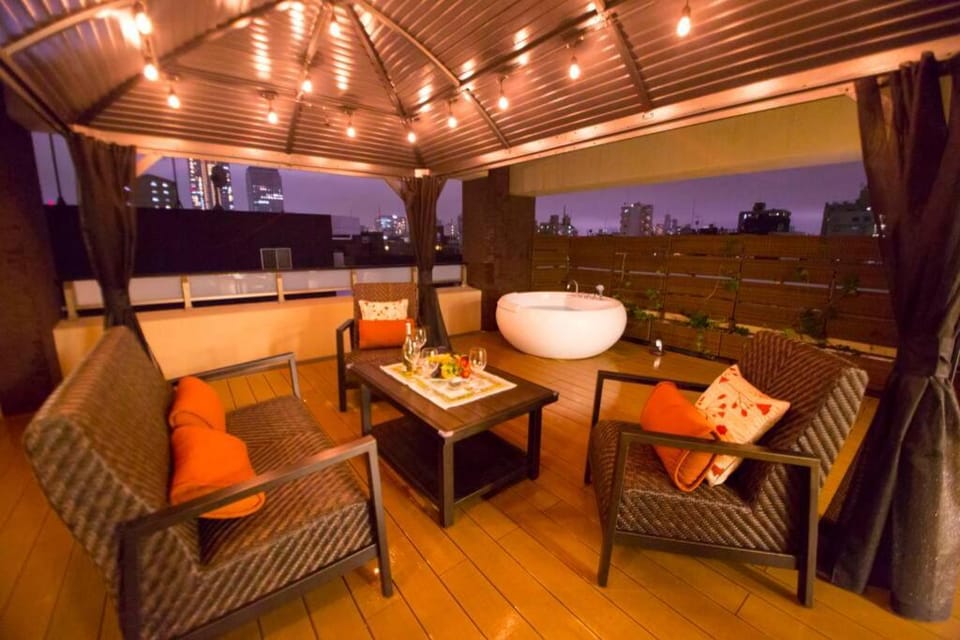Oshiage Sky View Terrace Penthouse - new hot tab installed in 2025 - Apartment in Japan