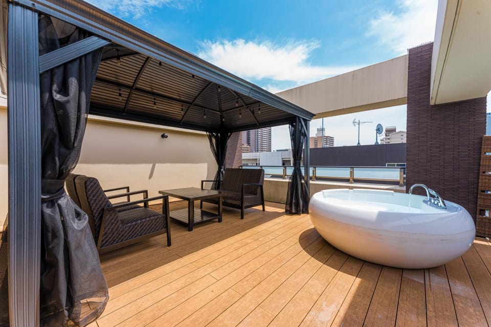 Oshiage Sky View Terrace Penthouse - new hot tab installed in 2025 - Apartment in Japan