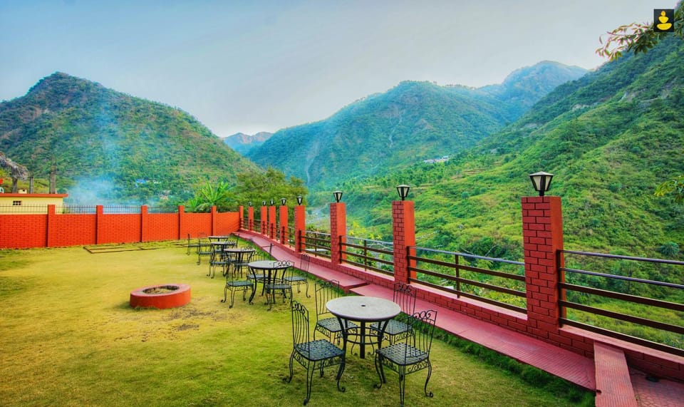 Sahastradhara RiverResort Hotel in Uttarakhand