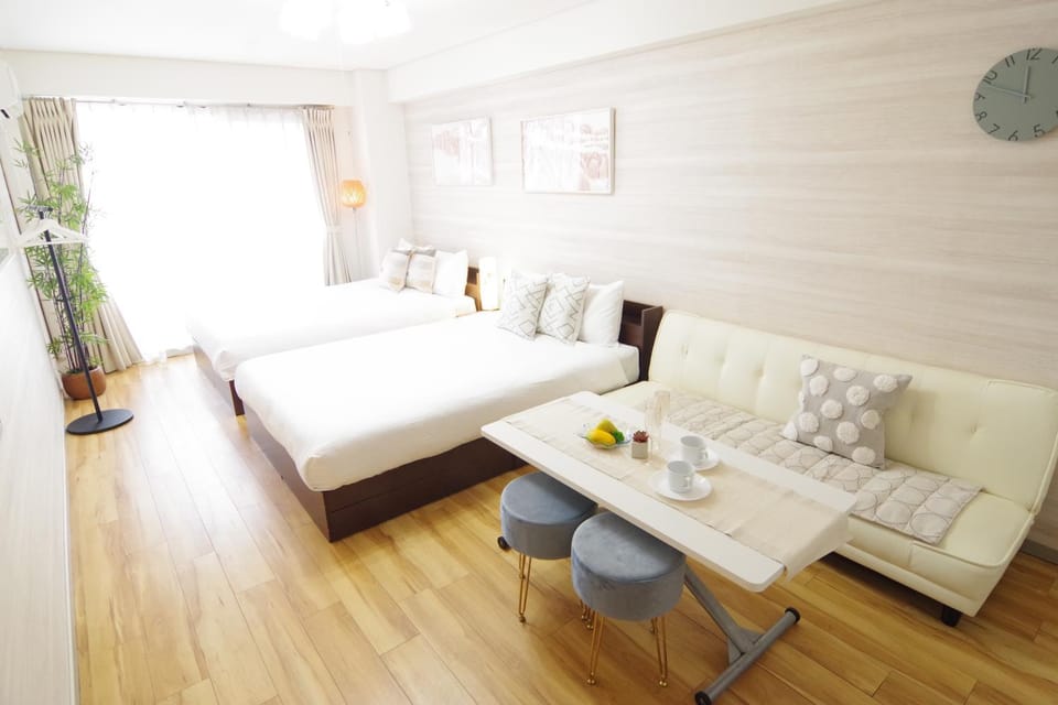 Nippombashi Art Hotel 806 Apartment in Osaka