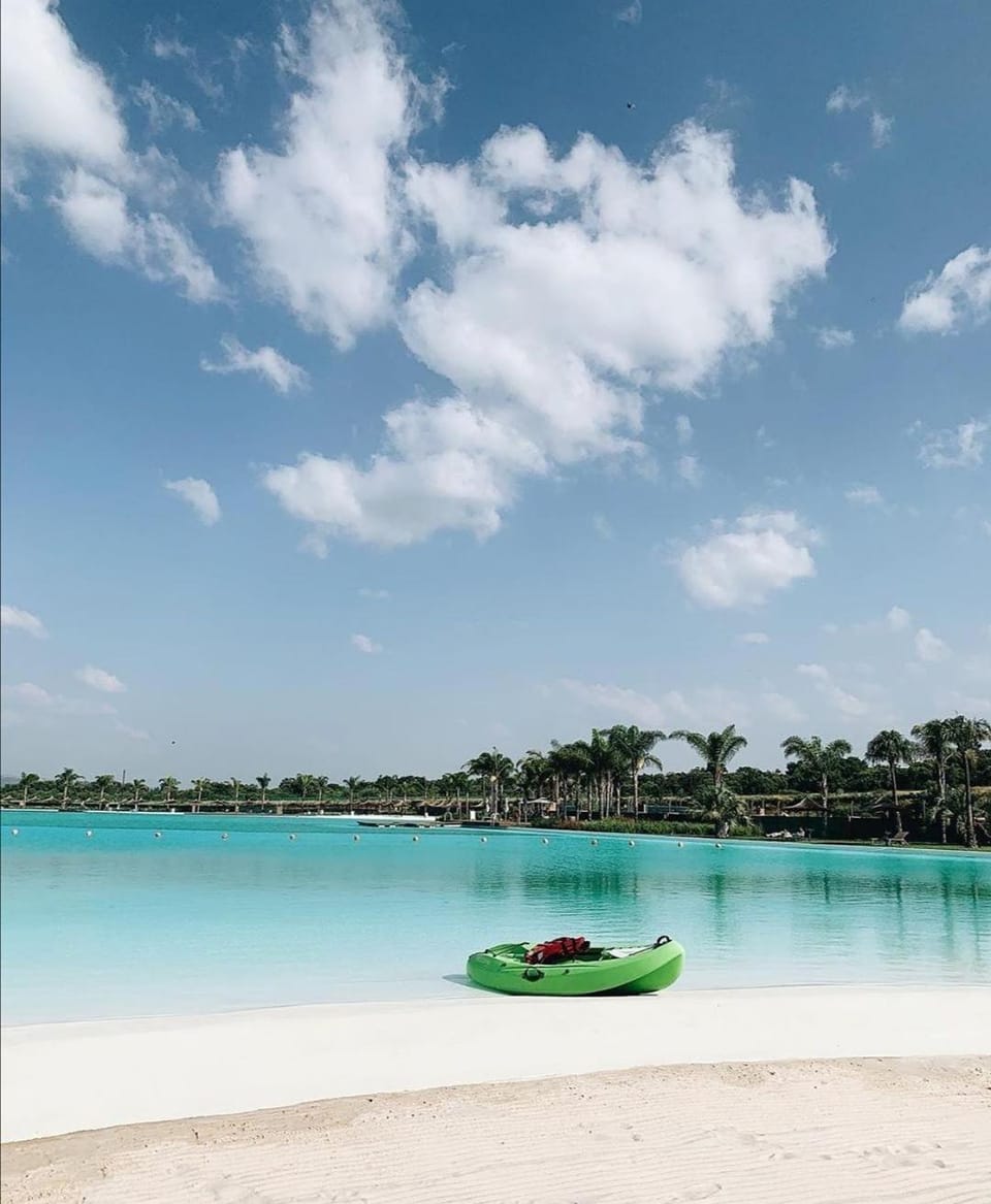 Day, Beach, Swimming pool