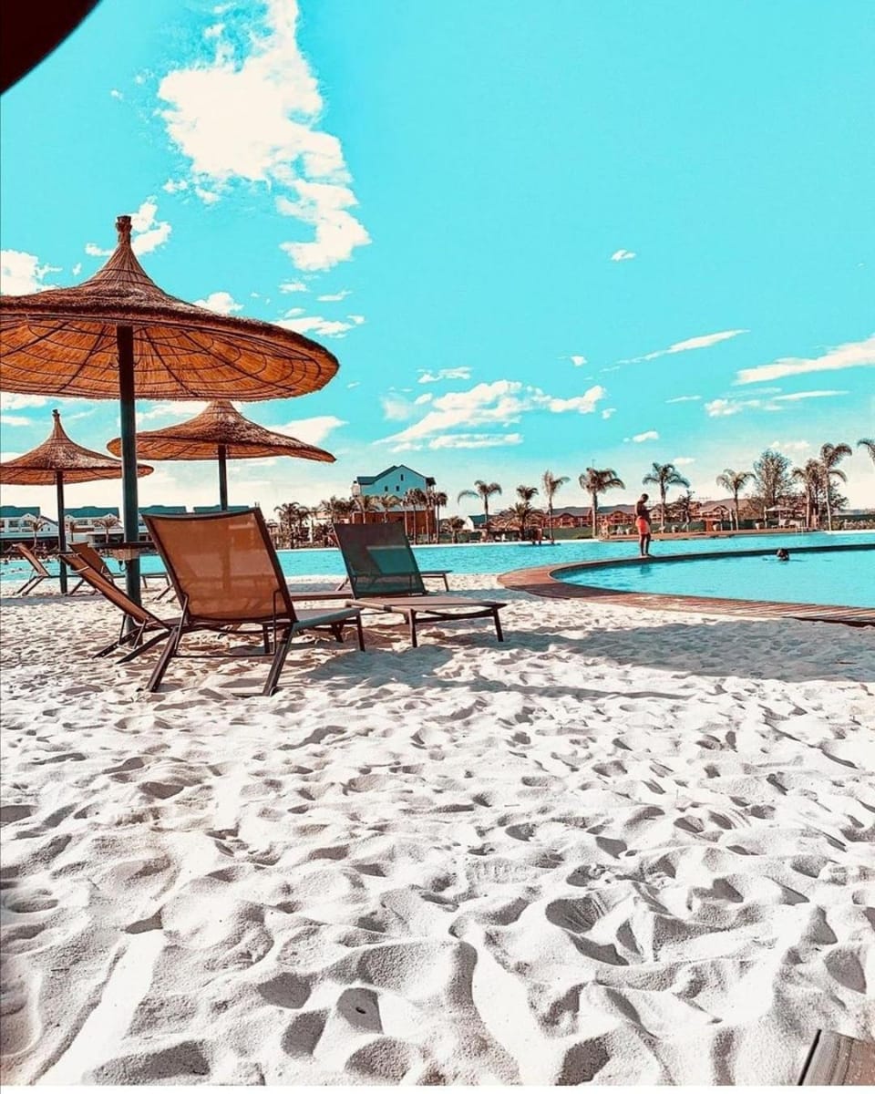 Day, Beach, Swimming pool, sunbed