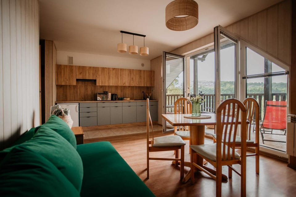 Apartamenty Na Stoczku nad samym jeziorem z widokiem na jezioro 509-619-803 Apartment in Slovakia