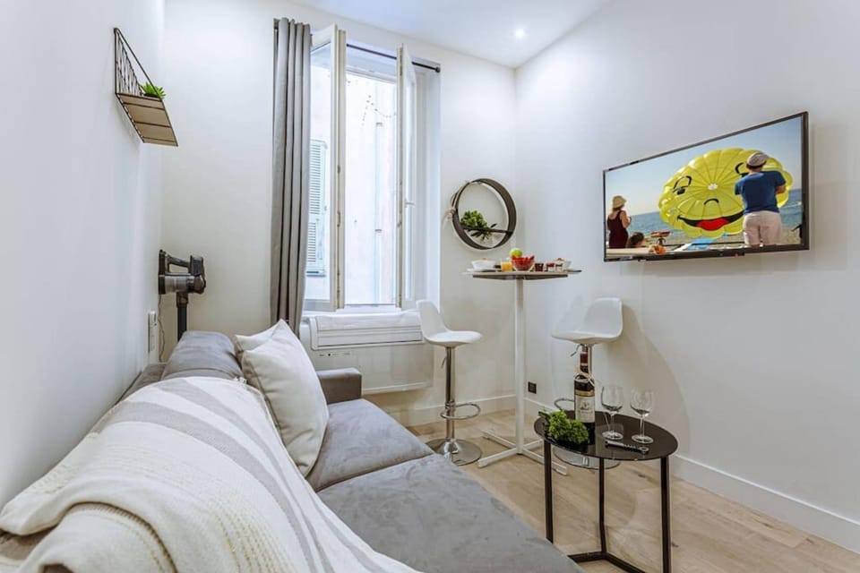 MY CASA - BUNICO 1 - Old Town Renovated Studio Apartment in Nice
