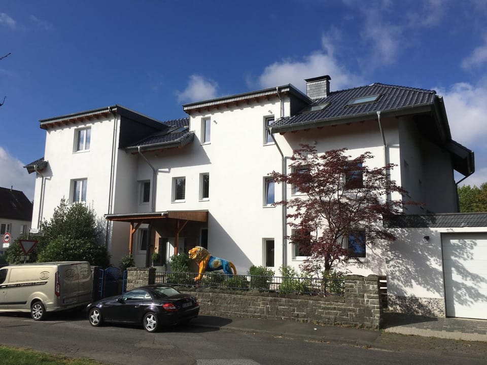 Property building, Facade/entrance