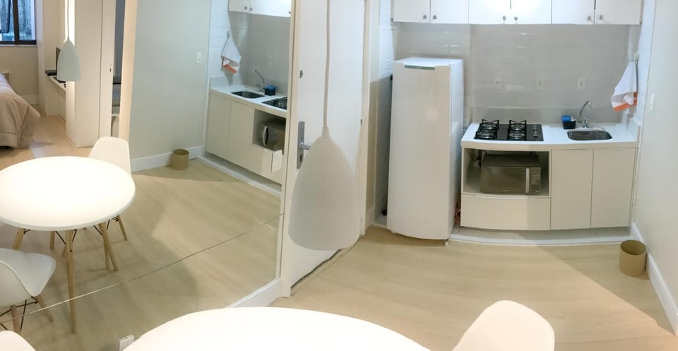 Kitchen or kitchenette, kitchen