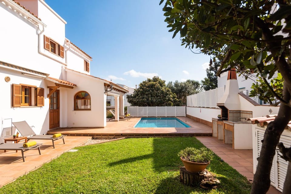 Off site, BBQ facilities, Garden