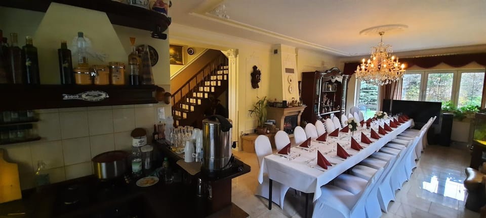 Noclegi Sylana Bed and Breakfast in Warsaw