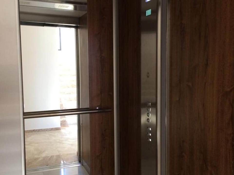 elevator
