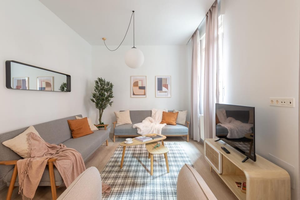 Living room, Lounge or bar