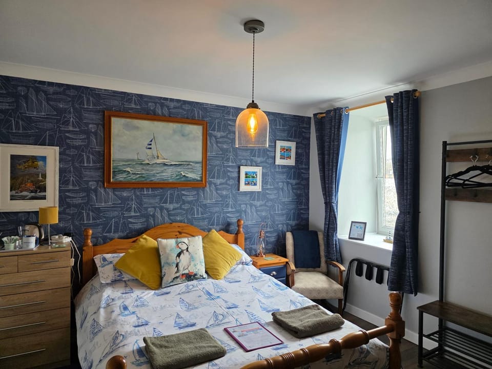 The Seafront Inn Holyhead Bed and Breakfast in Wales