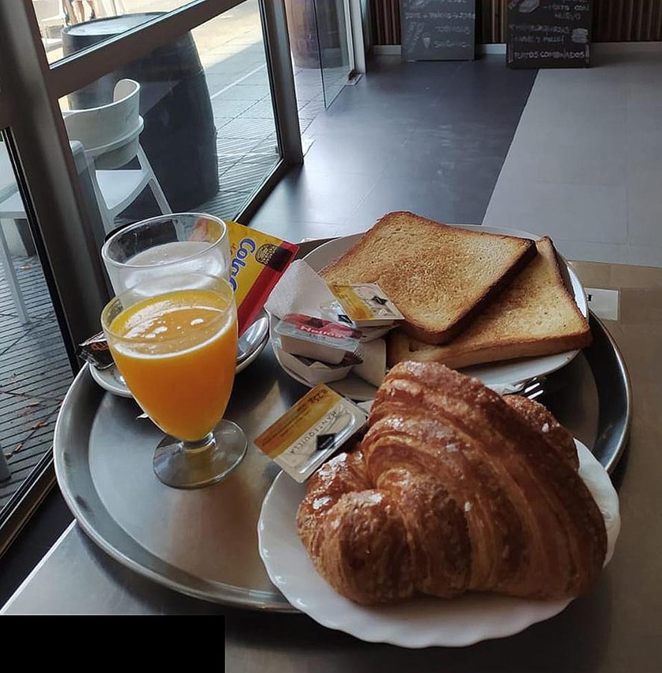 Continental breakfast, Non alcoholic drinks