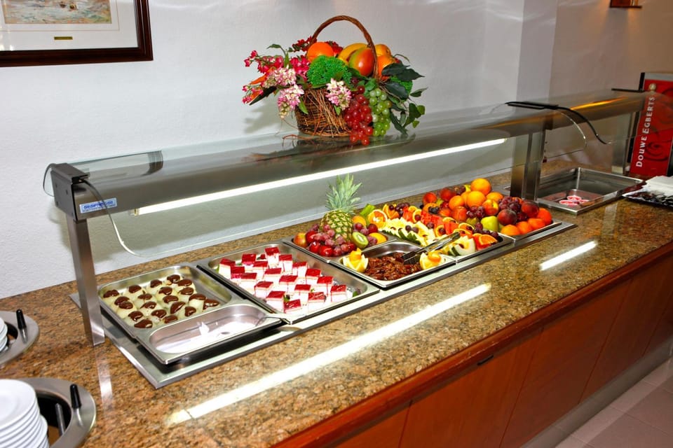 Food and drinks, Other, Food