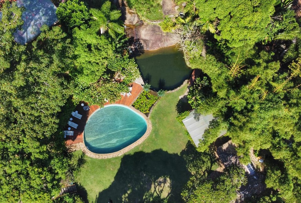 Casas D’Água Doce - Casa da Árvore House in Ilhabela