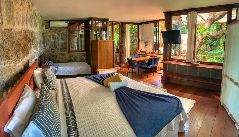 Bed, Photo of the whole room
