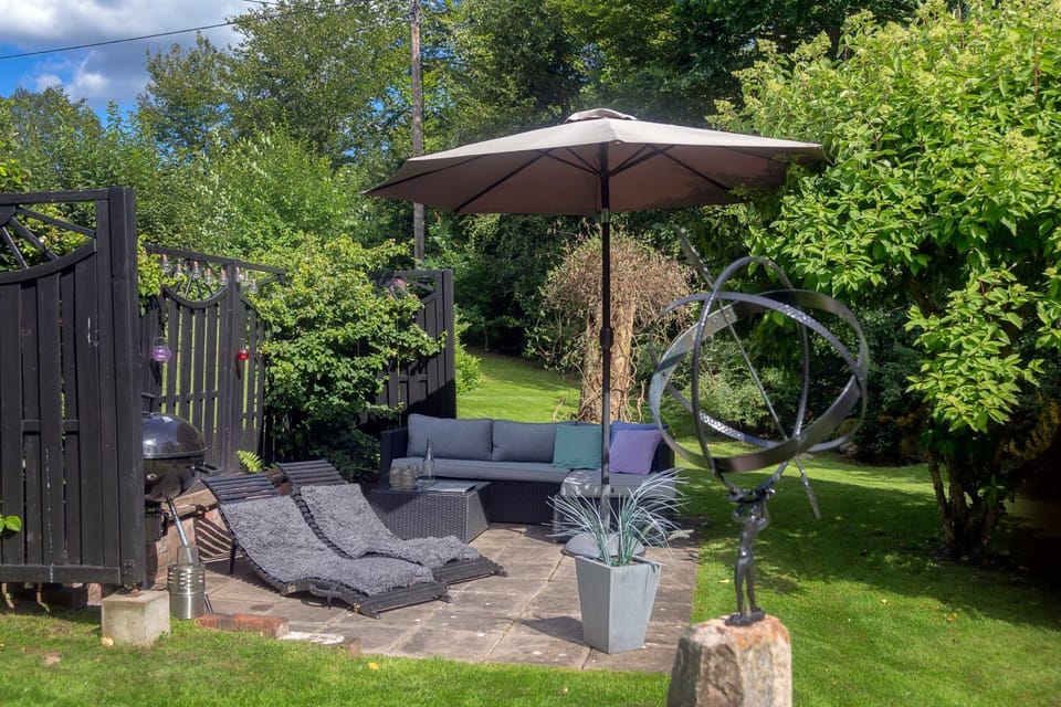 Patio, Garden, Seating area