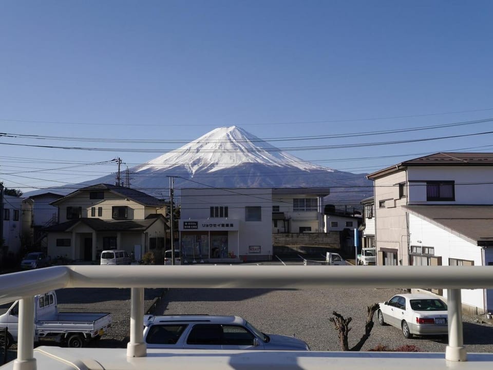 Day, Neighbourhood, Mountain view