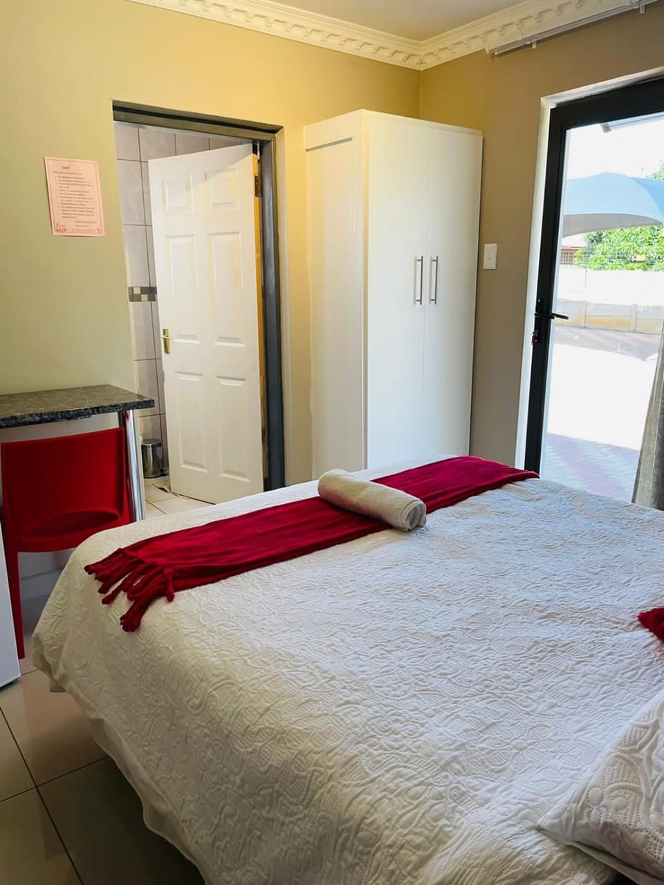 ONNIE GUESTHOUSE Bed and Breakfast in South Africa