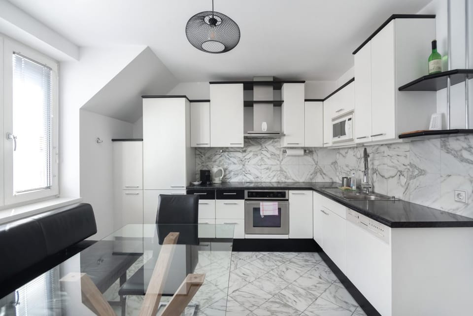 Kitchen or kitchenette, Dining area, dishwasher, minibar, pet friendly, stove, kitchen
