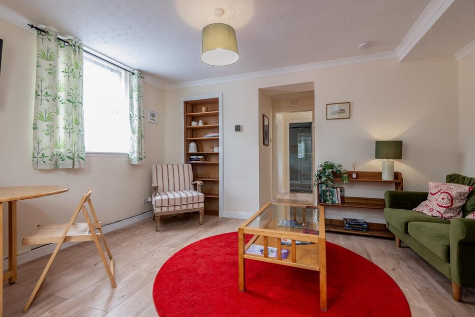 Communal lounge/ TV room, Living room