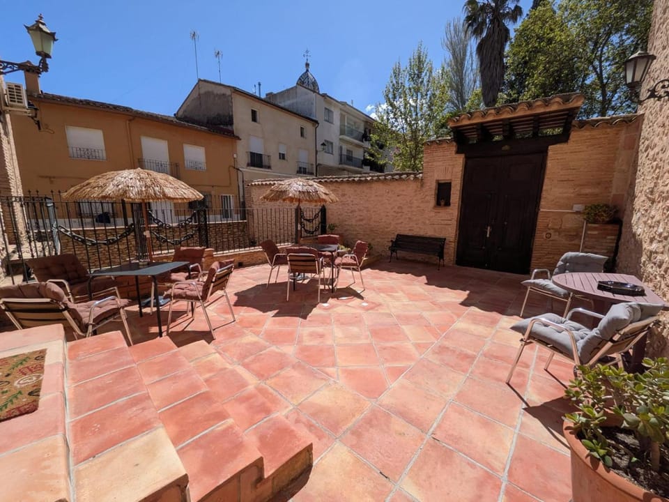 Bodega la Fabriqueta de Fontanars Country House in Costa Blanca