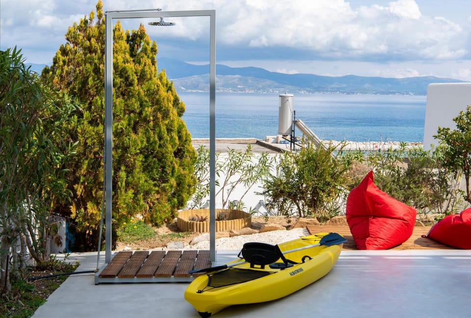 Garden, Canoeing, Sea view