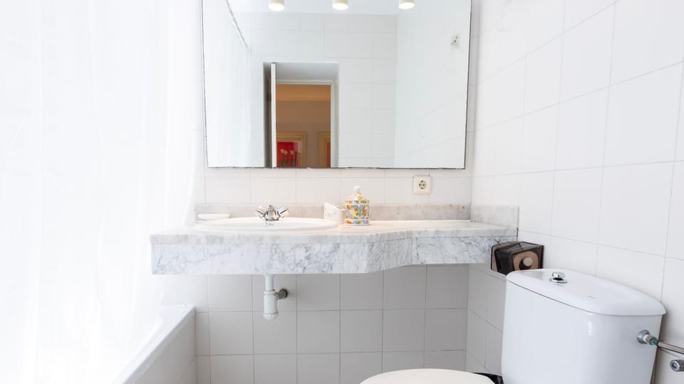 Toilet, Bathroom