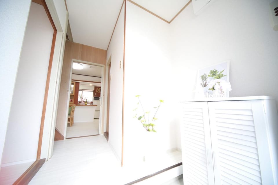 Higashiomi Large House House in Shiga, Japan