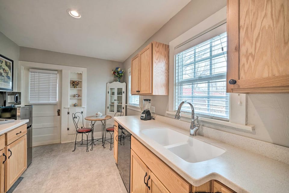 Well-equipped Cody Cottage 2 Miles to Cody Rodeo! House in Cody