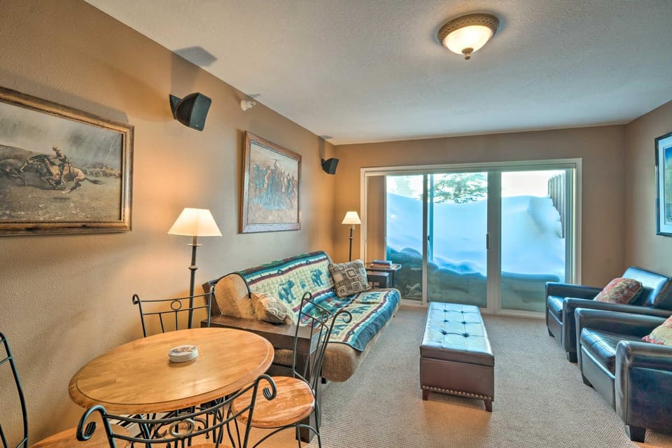 Charming Big Sky Ski Nook < 1 Mile to Ski Resort! House in Big Sky
