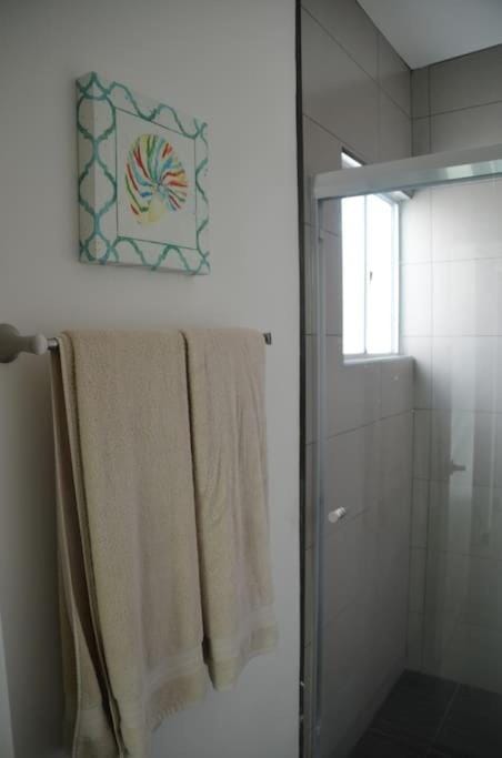 #CasaMare - Privada a una cuadra del mar con AC House in Ensenada