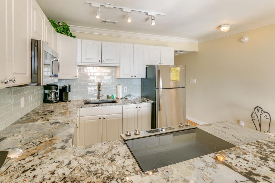 Ocean Views + Pool Access: Hilton Head Getaway Villa in Coligny Beach