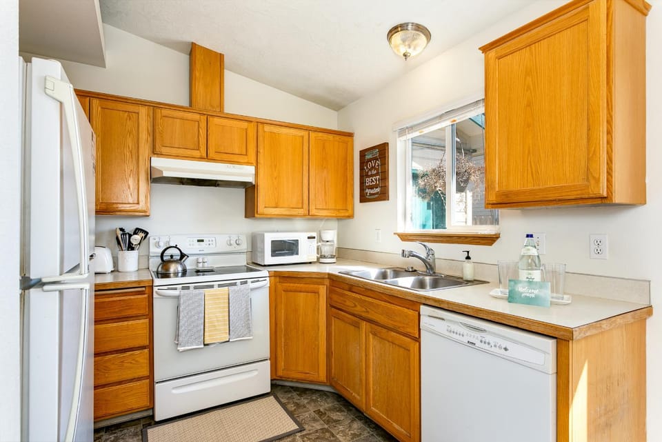 8639 Ustick Apartment in Garden City