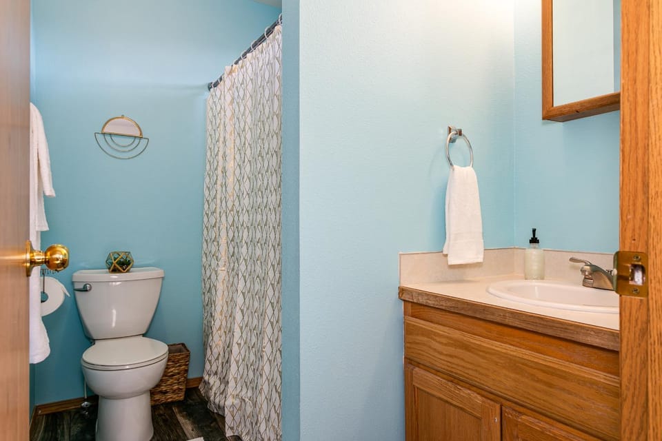 8639 Ustick Apartment in Garden City