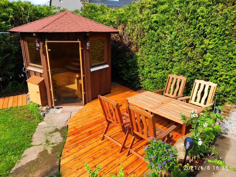 Sauna, Balcony/Terrace