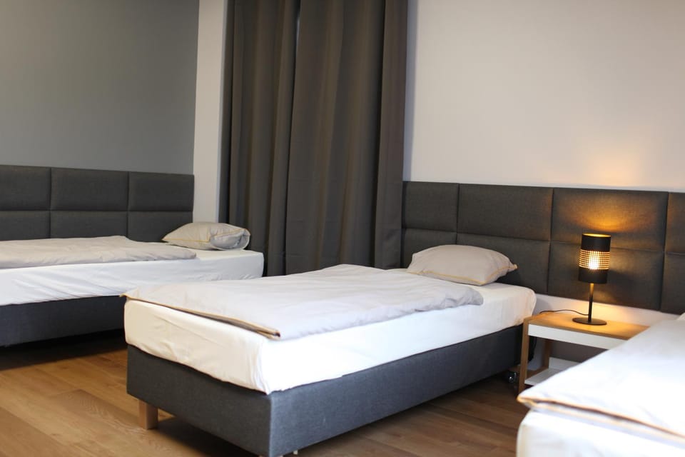 Bed, Photo of the whole room, Decorative detail, Bedroom, Text overlay