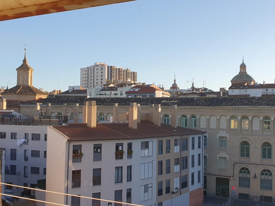 Ático muy luminoso con Parking, Apartment in Zaragoza