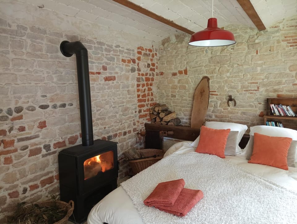 Gîte de charme 4 étoiles - Campagne Apartment in Auvergne-Rhône-Alpes