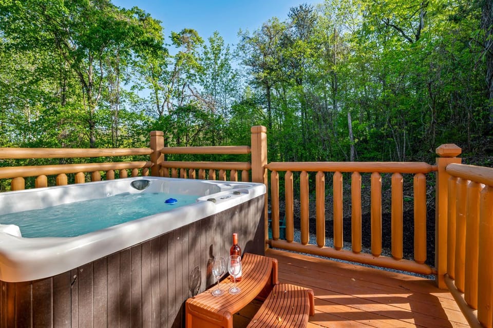 Property building, Garden, Garden, Hot Tub, Hot Tub, Evening entertainment, Evening entertainment, Garden view, Garden view