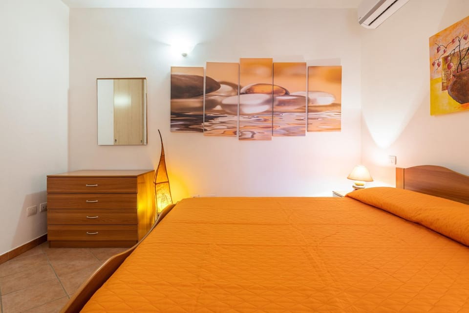Living room, Bedroom