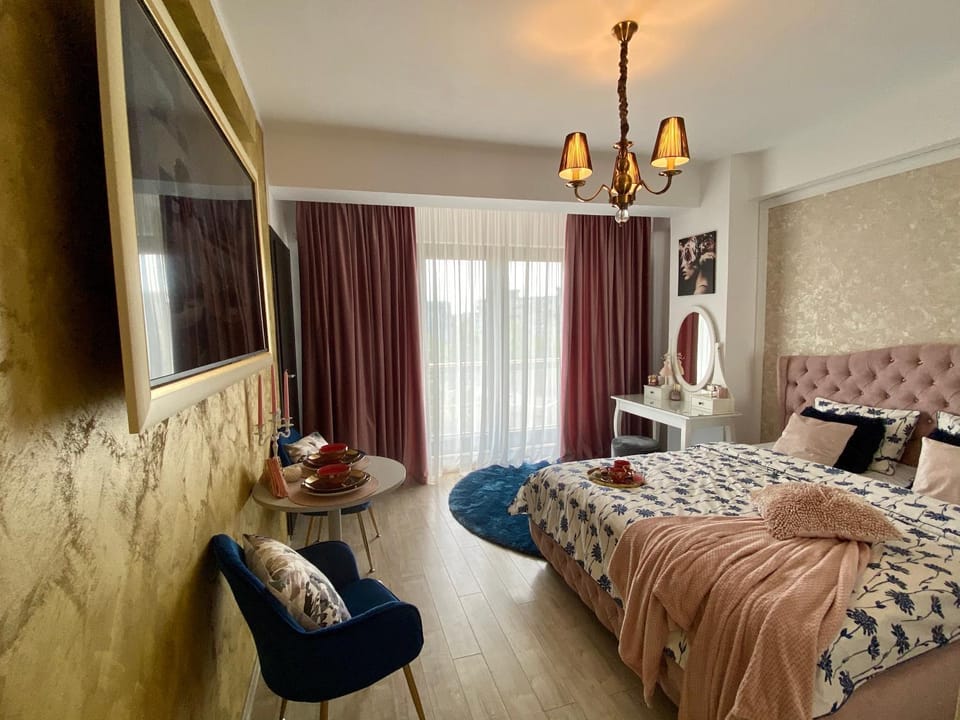 Bed, TV and multimedia, Photo of the whole room, Seating area