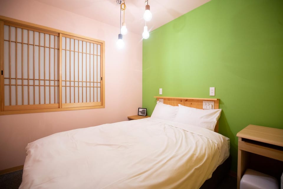 Bed, Photo of the whole room