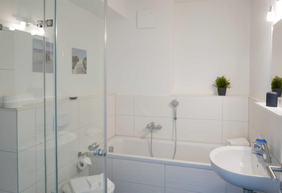 Bathroom, Bath