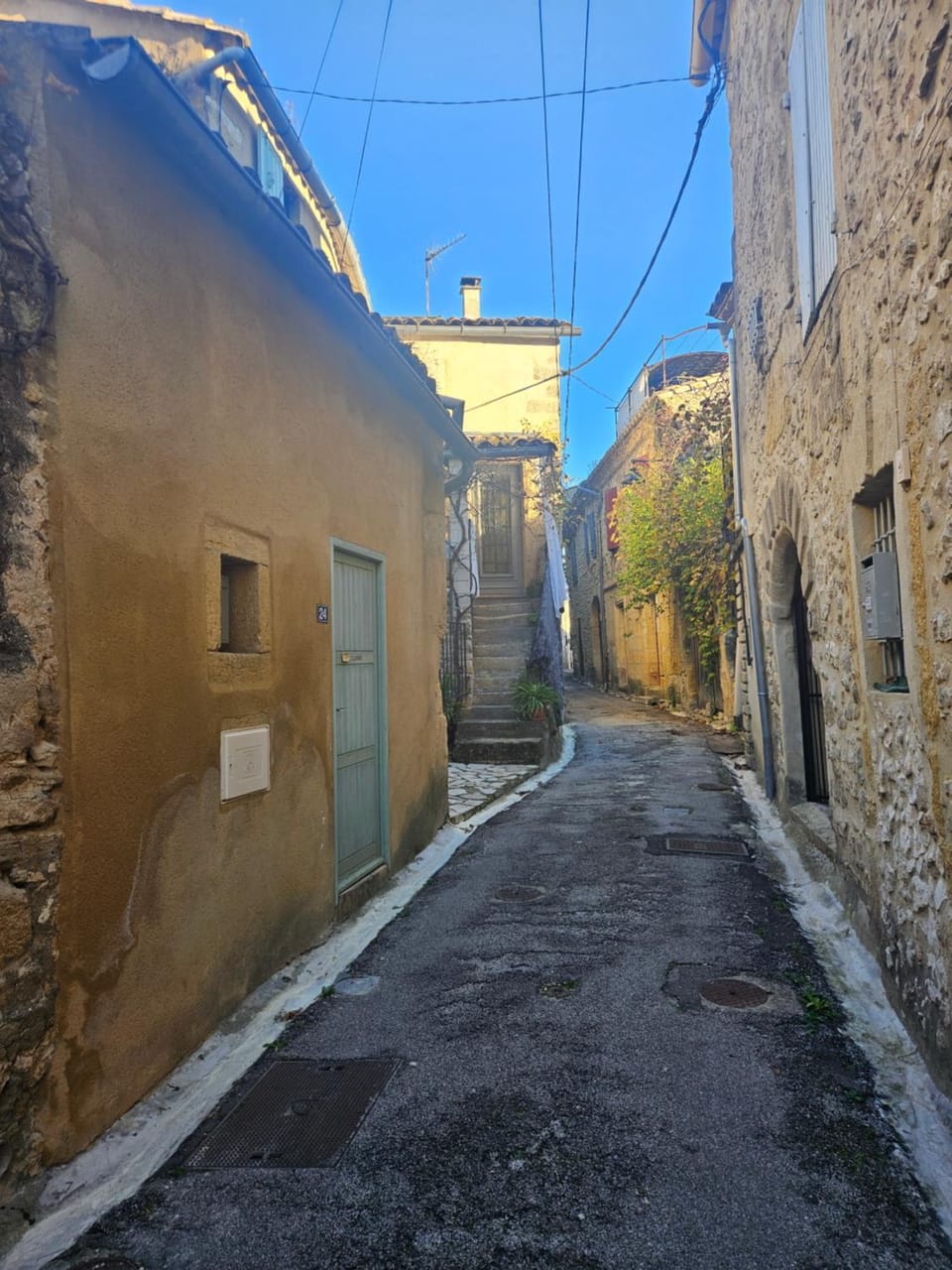 Property building, Neighbourhood, Street view